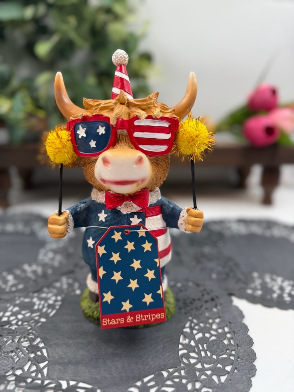 Patriotic Highland Cow With Sparklers Stars Stripes Decor